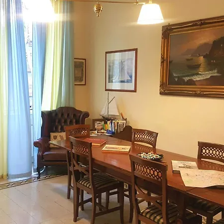 Paola A Trastevere Roma